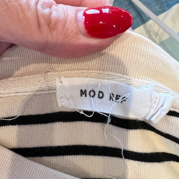 Sweater striped  beige and navy size medium - Picture 4 of 4